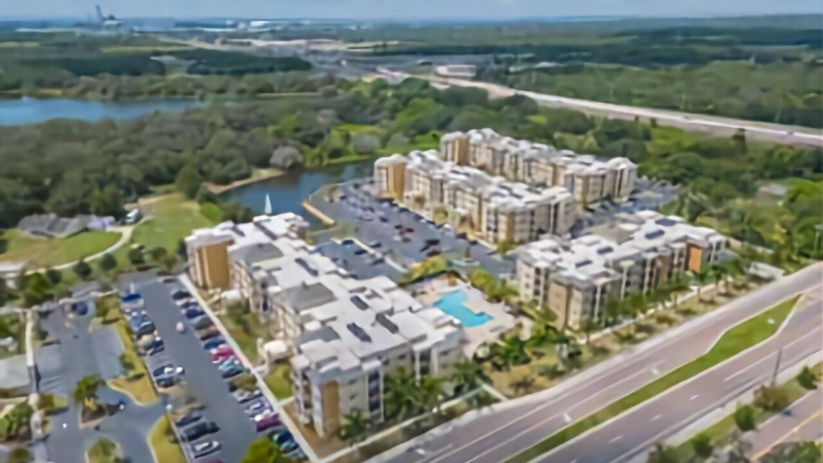 Riverview Apartment | Luxurious fully furnished suite with all utilities included!