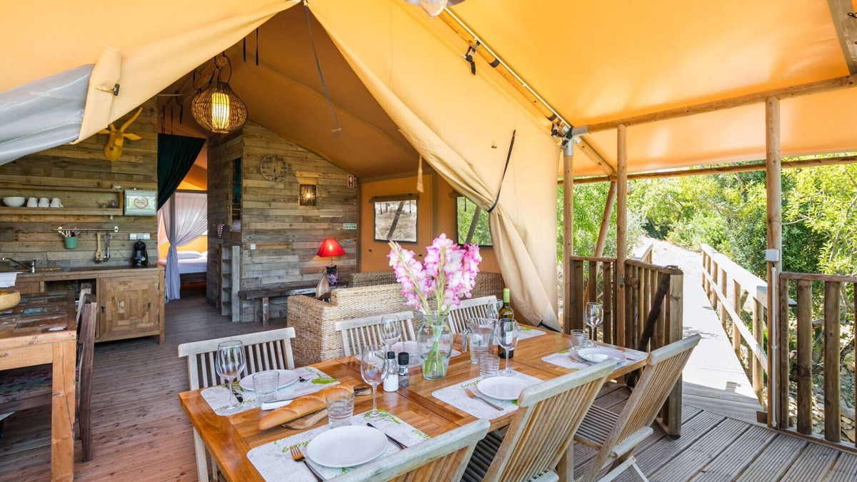 Poco Partido Resort | Luxurious glamping tent with balinese influences up to 6p.