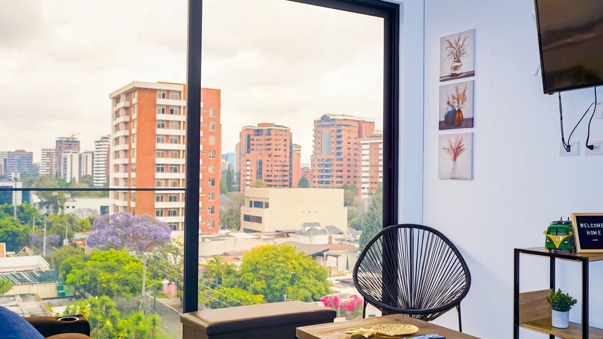 Zona 13 Apartment | Luxurious, overlooking the airport and central.