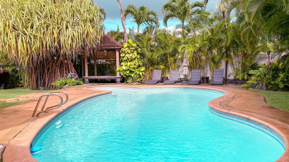 Portlock Villa | Luxurious Hawaiian Villa Oasis