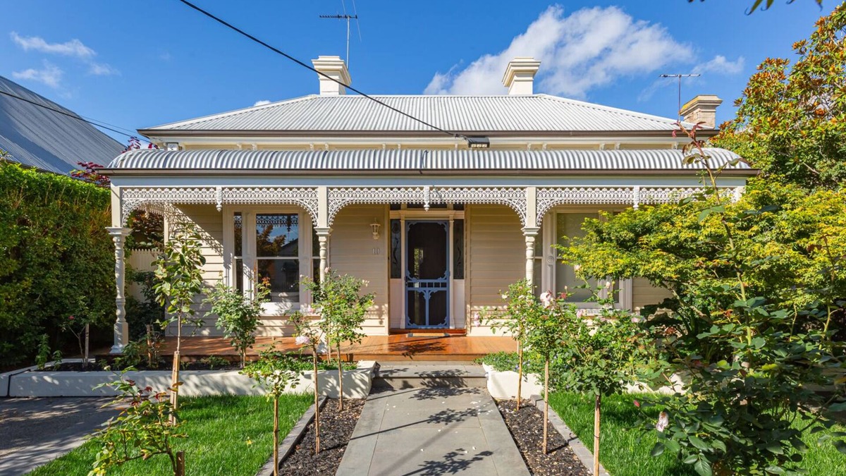 Moonee Ponds House | Luxurious heritage home with gorgeous garden in central Moonee Ponds