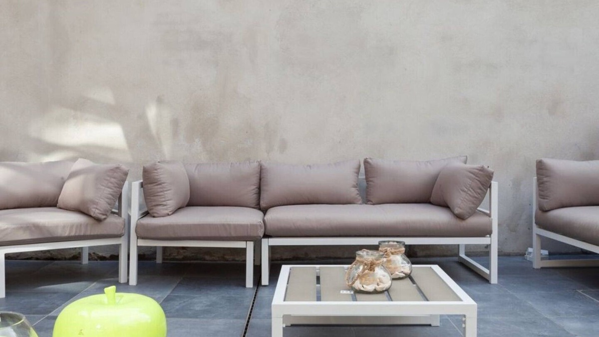 Ronse House | Luxurious holiday home in a historic building