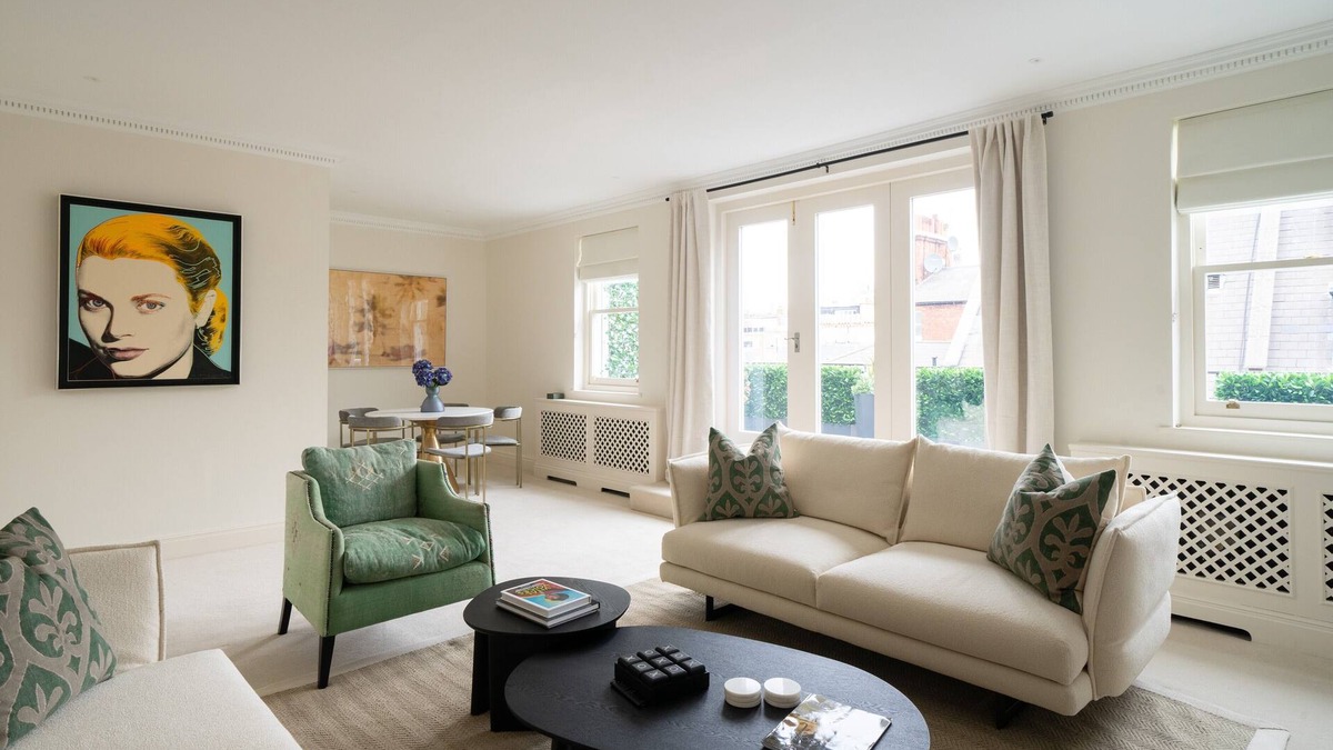 Dudden Hill Apartment | LUXURIOUS KNIGHTSBRIDGE SINGLE FLOOR PENTHOUSE + 4 BEDROOMS + LARGE ROOF PATIO