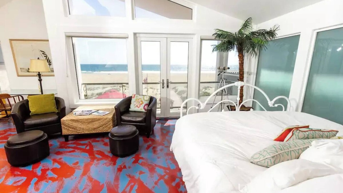 Sunset Beach House | Luxurious Oceanfront House