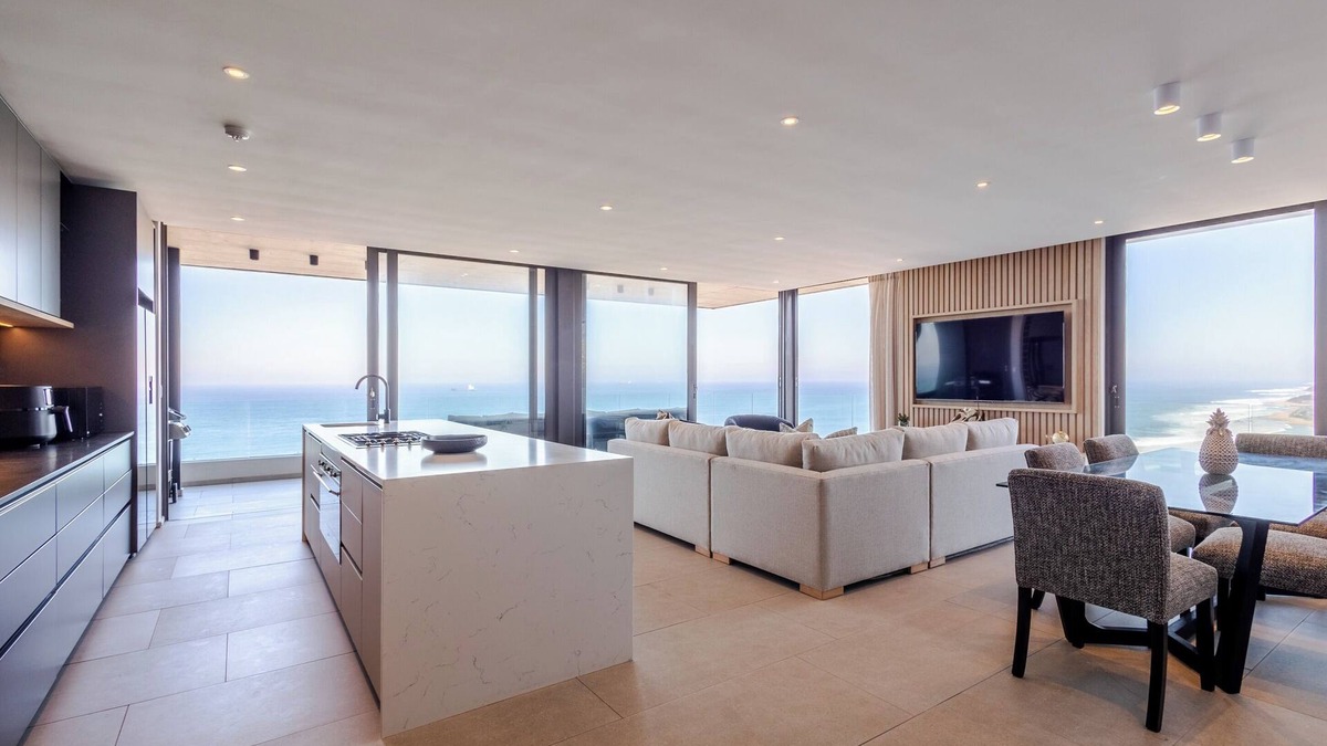 Umdloti Apartment | Luxurious Penthouse with Breathtaking Ocean Views