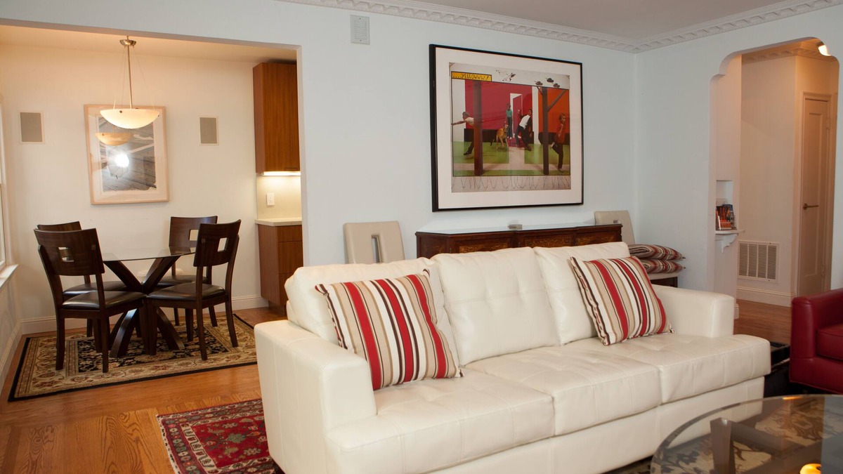 Eureka Valley Apartment | Luxurious Prime Central Flat with Parking & Laundry