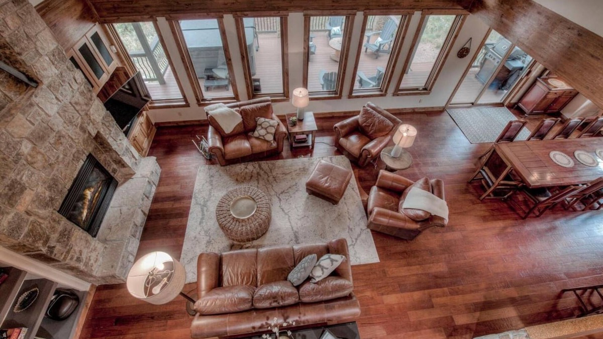 Three Peaks House | Luxurious private home in Raven Golf Club