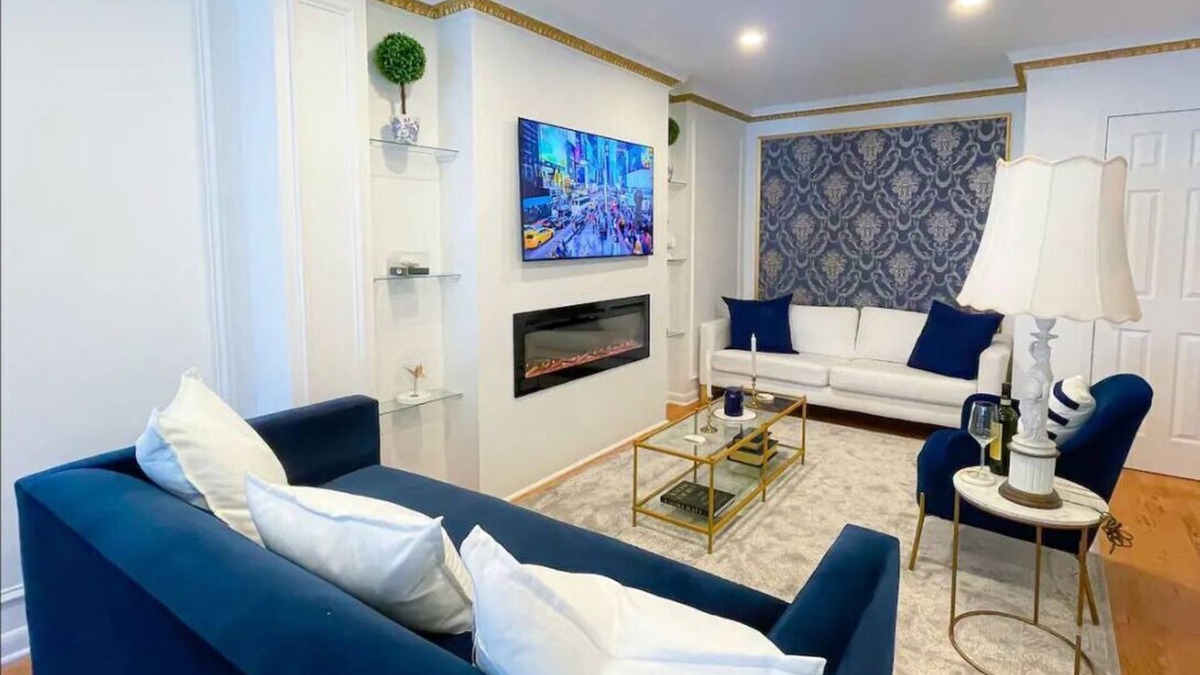 Queens Apartment | Luxurious Room near LaGuardia & JFK Airport