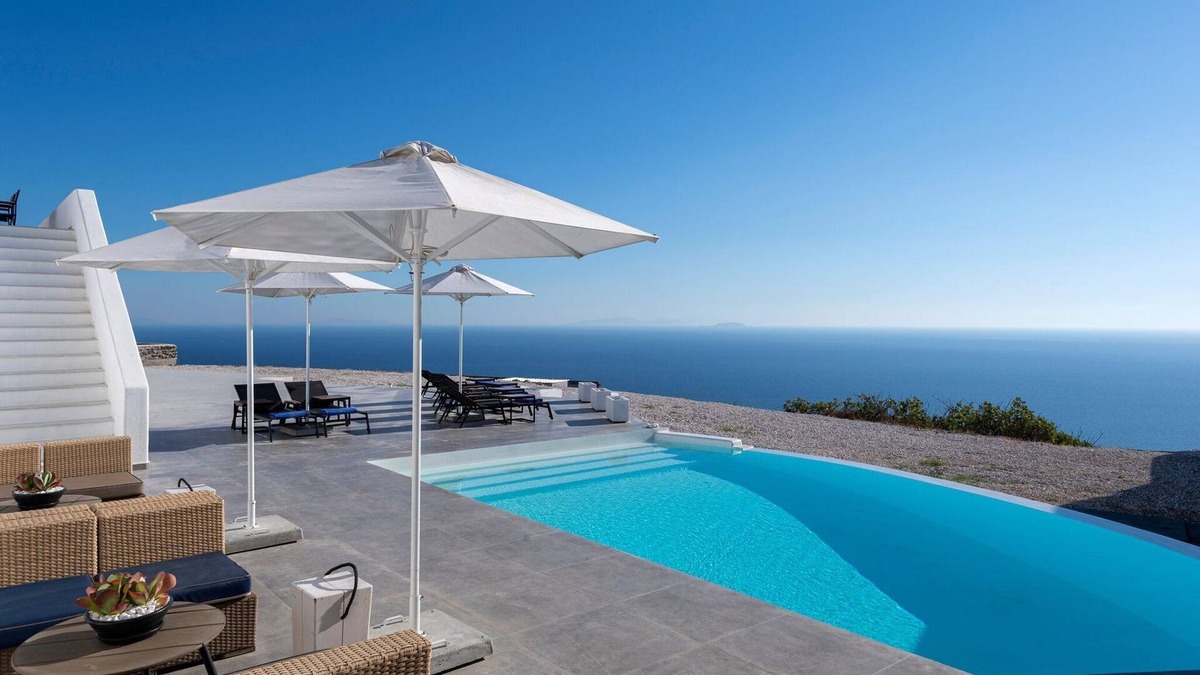 Imerovigli Villa | Luxurious Santorini Escape | Villa Imerovigli | Private Infinity Pool |.