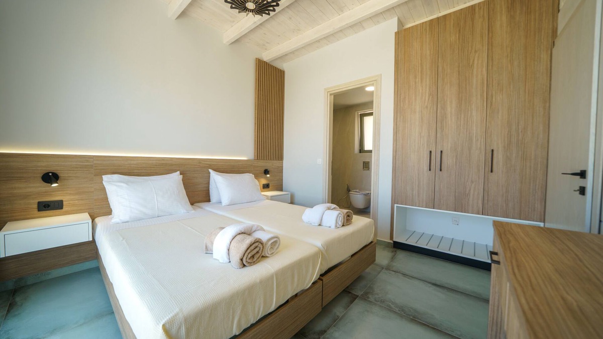 Limeniskos Villa | Luxurious Seaside Villa Odysseas, combines modern comfort w/breathtaking views!