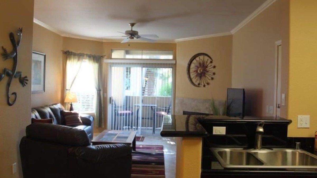 Paradise Valley Village Condo | Luxurious Southwestern 1 Bedroom Ground Floor Unit