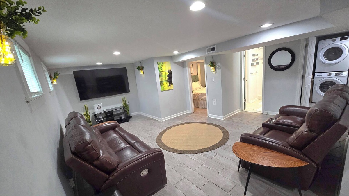 Fairmount Heights House | Luxurious, spacious, private access suite in MD, near DC, and VA's attractions.