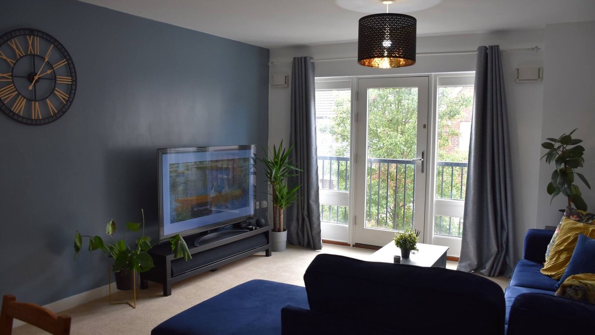 Newport Pagnell Apartment | Luxurious & Spacious 2 bed Apartment in Milton Keynes