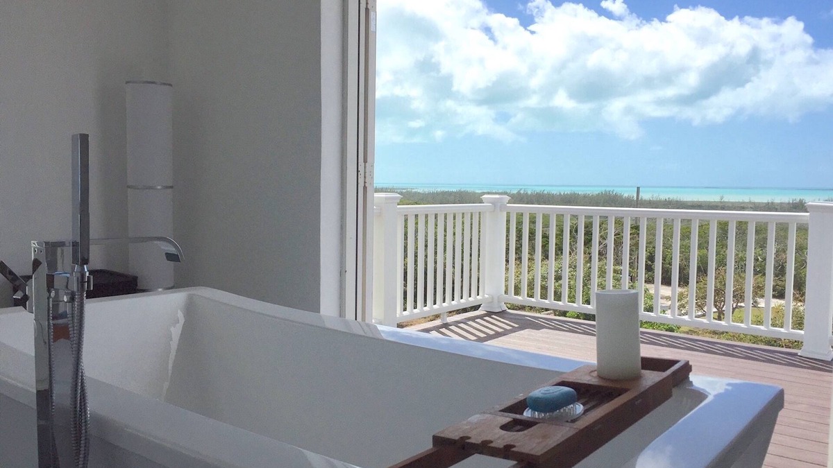 Stella Maris House | Luxurious & Spacious Estate, Sunset Ocean Views