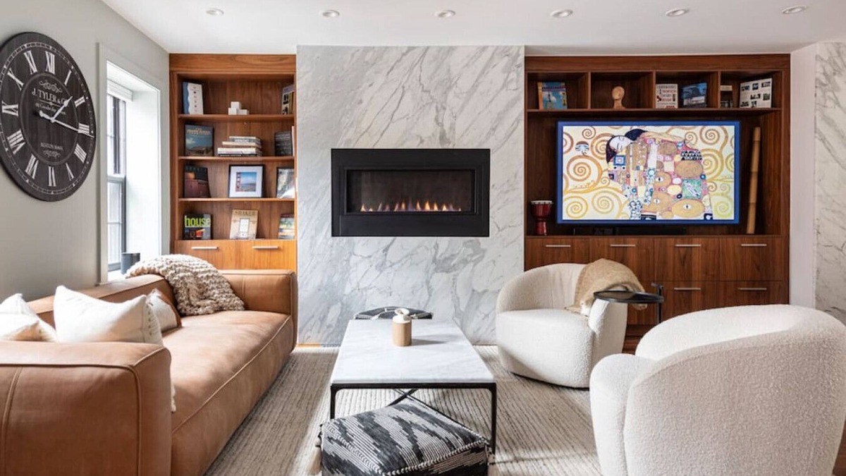 Bay Village House | Luxurious & Spacious Townhome
