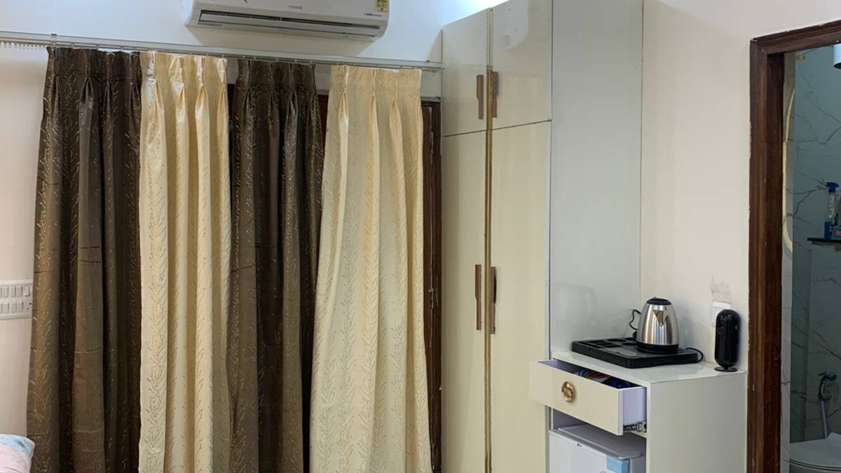Greater Noida Apartment | Luxurious studio Near Expo Mart in Greater Noida