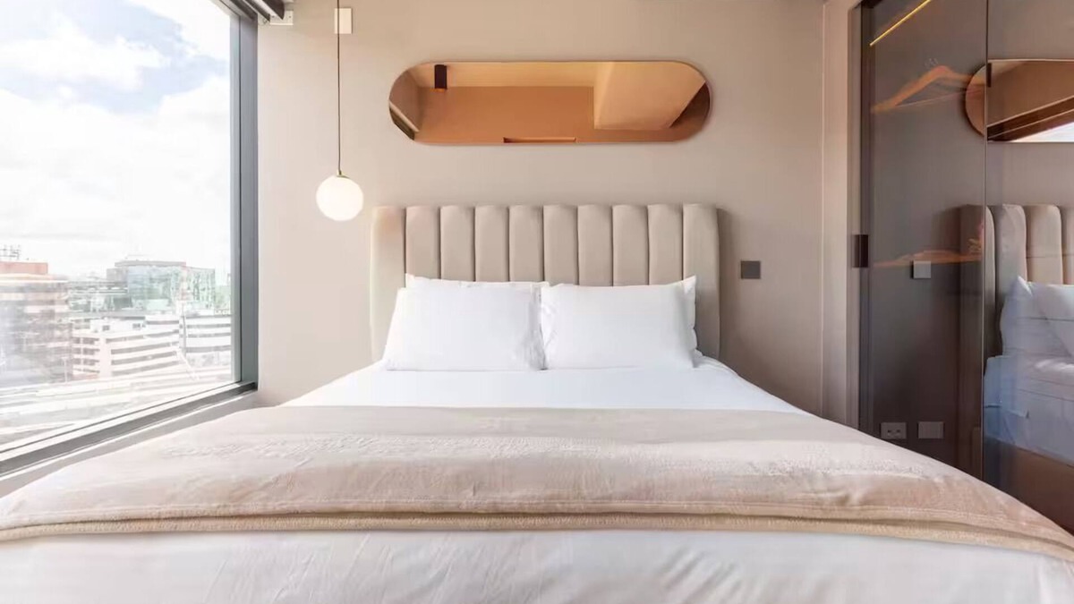 Calle 100 Apartment | Luxurious ultramodern clubhouse with swimming pool