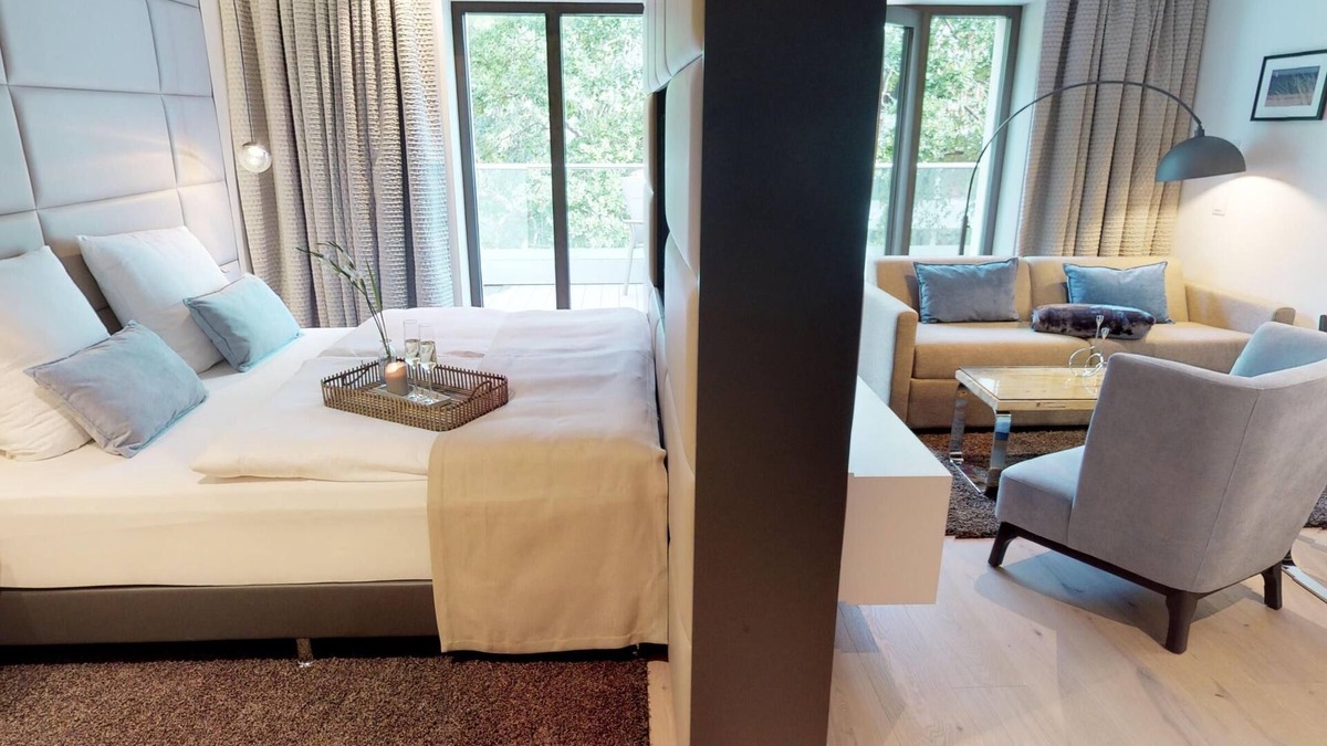 Timmendorfer Strand Apartment | Luxurious vacation apartment 3.07 with balcony - dog-friendly, close to the beach & barrier-free