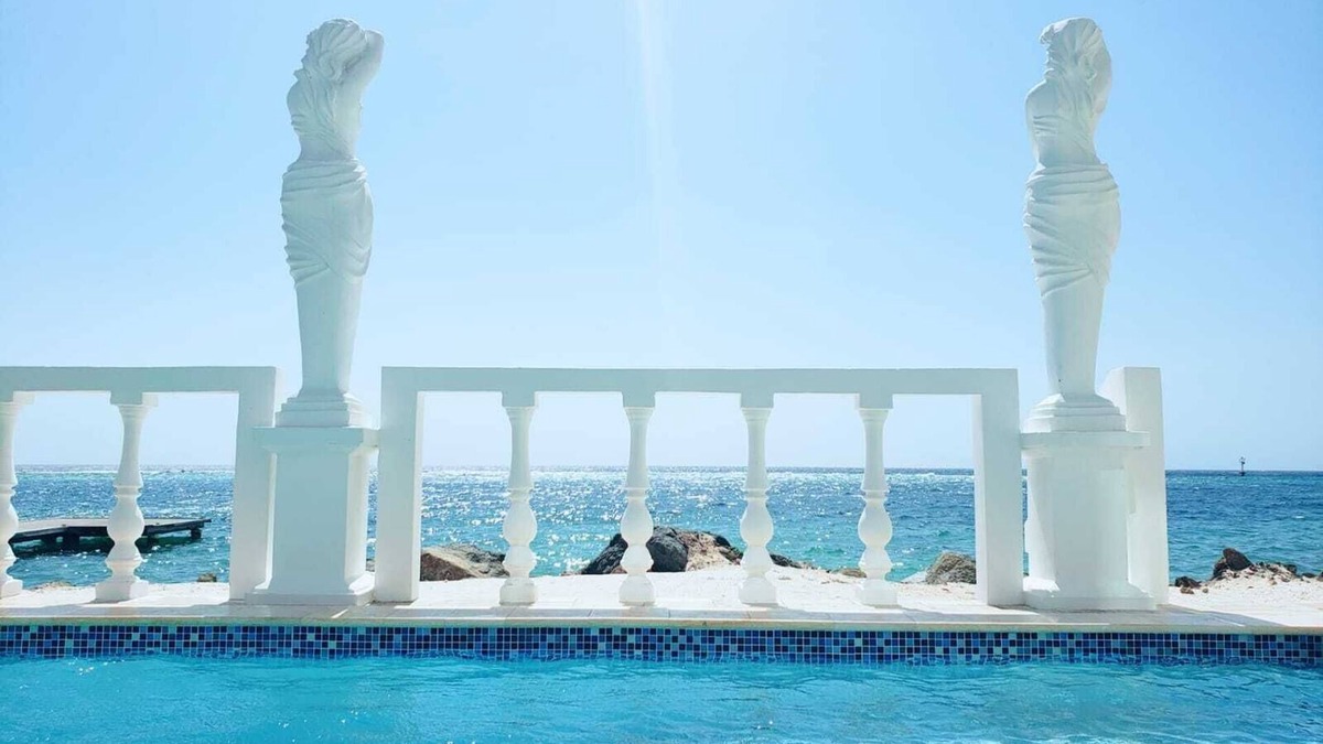 Savaneta House | Luxurious Villa Fillipe 2 Brand New! Sea View: Spacious, Private Pool & AC!