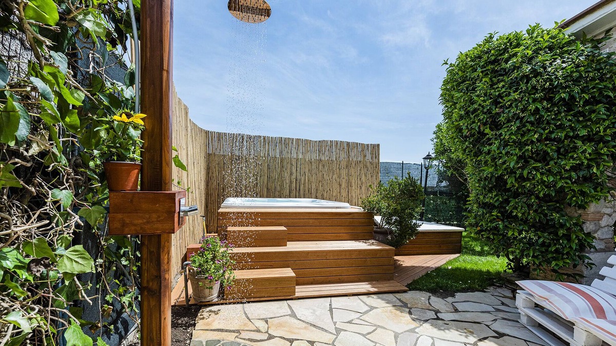 Fregenae Villa | Luxurious villa only 30min from Rome center outdoorJacuzzi mini pool, Sauna
