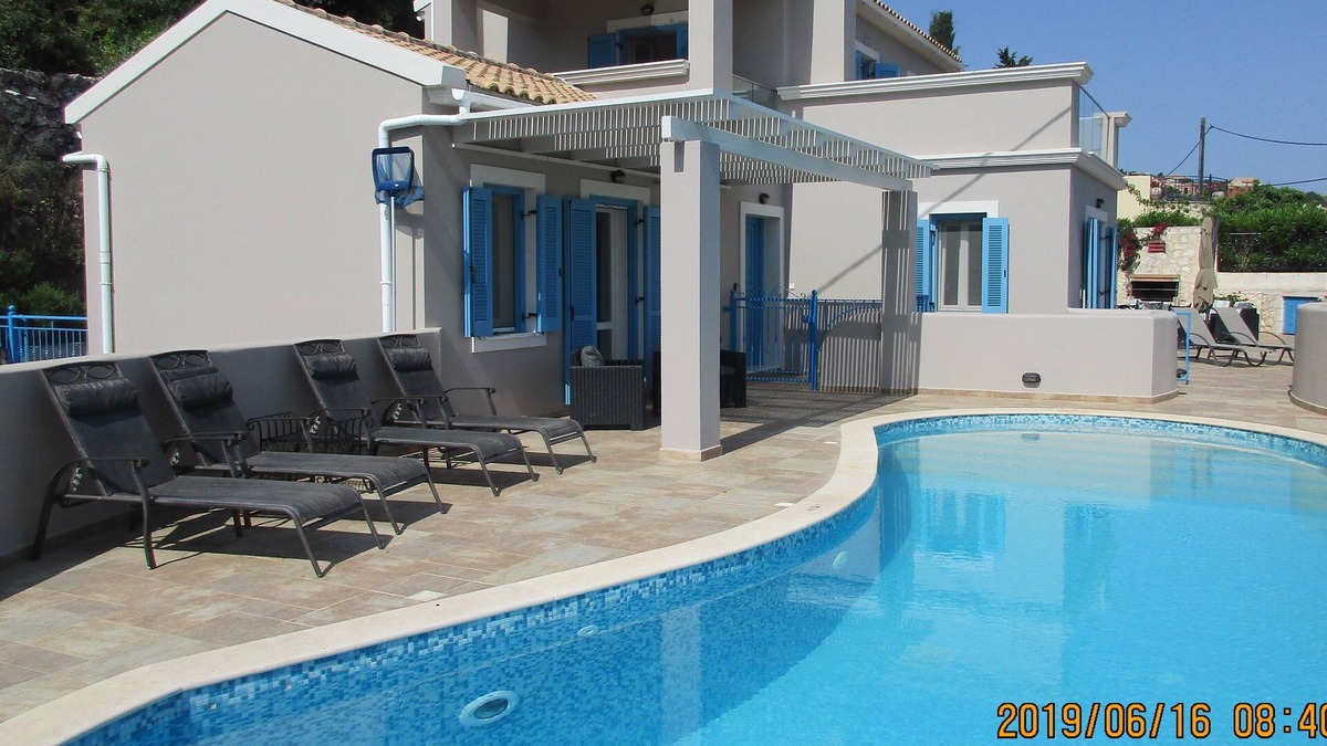 Matsoukata Villa | Luxurious Villa With Private Infinity Pool And Uninterrupted Sea Views