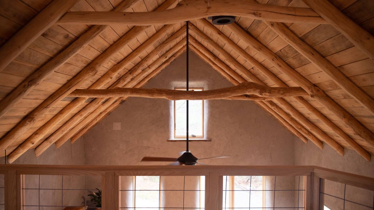 Trumansburg Cabin | Luxuriously Crafted Earthen FLX Cottage Retreat