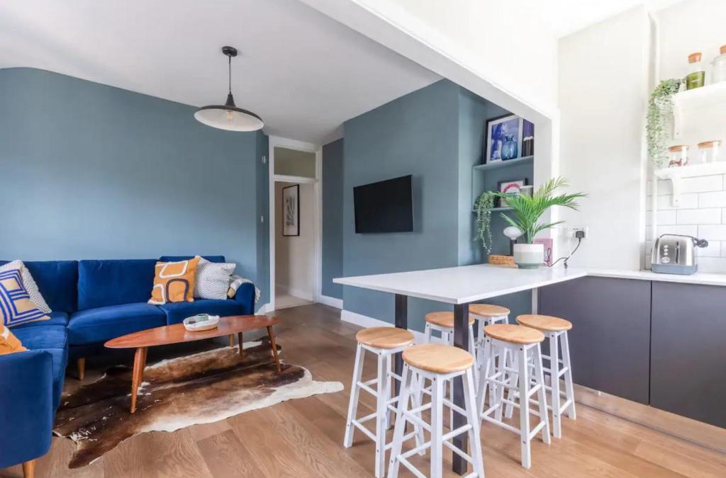 Ferndale Apartment | Luxuriously Designed 3 Bedroom Apartment in Clapham