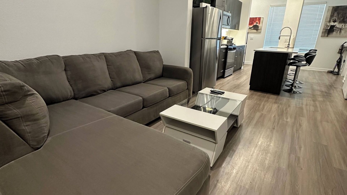 Irvine Business Complex Apartment | Luxury 1 bd Private Apartment