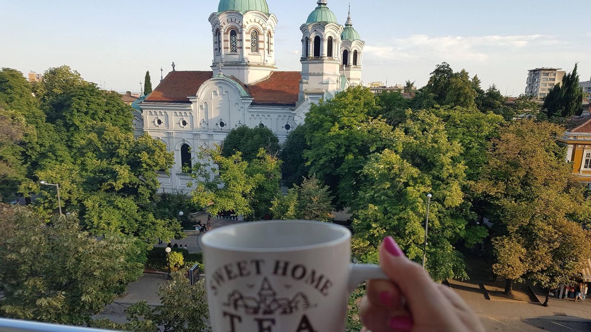 Stara Zagora Apartment | Luxury 1 BDRM Apartment