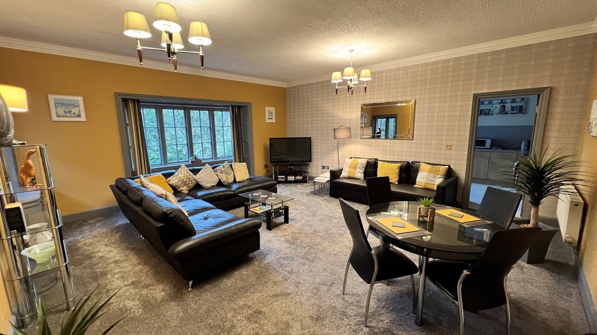 South Galson Apartment | Luxury 1 Bed Apartment - Rossal House Apartments