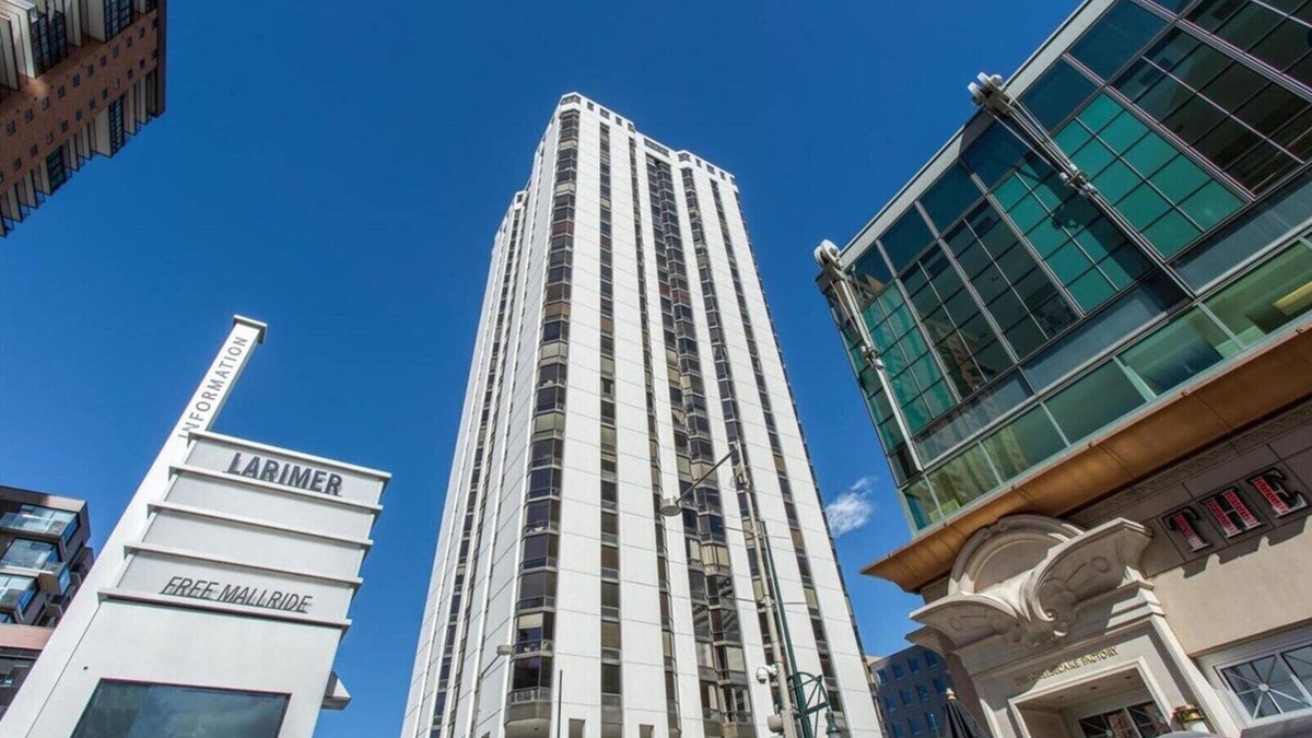 Downtown Denver Condo | Luxury 1-bedroom, 1.5 bathroom condo in Downtown Denver, Pool, Fitness Center