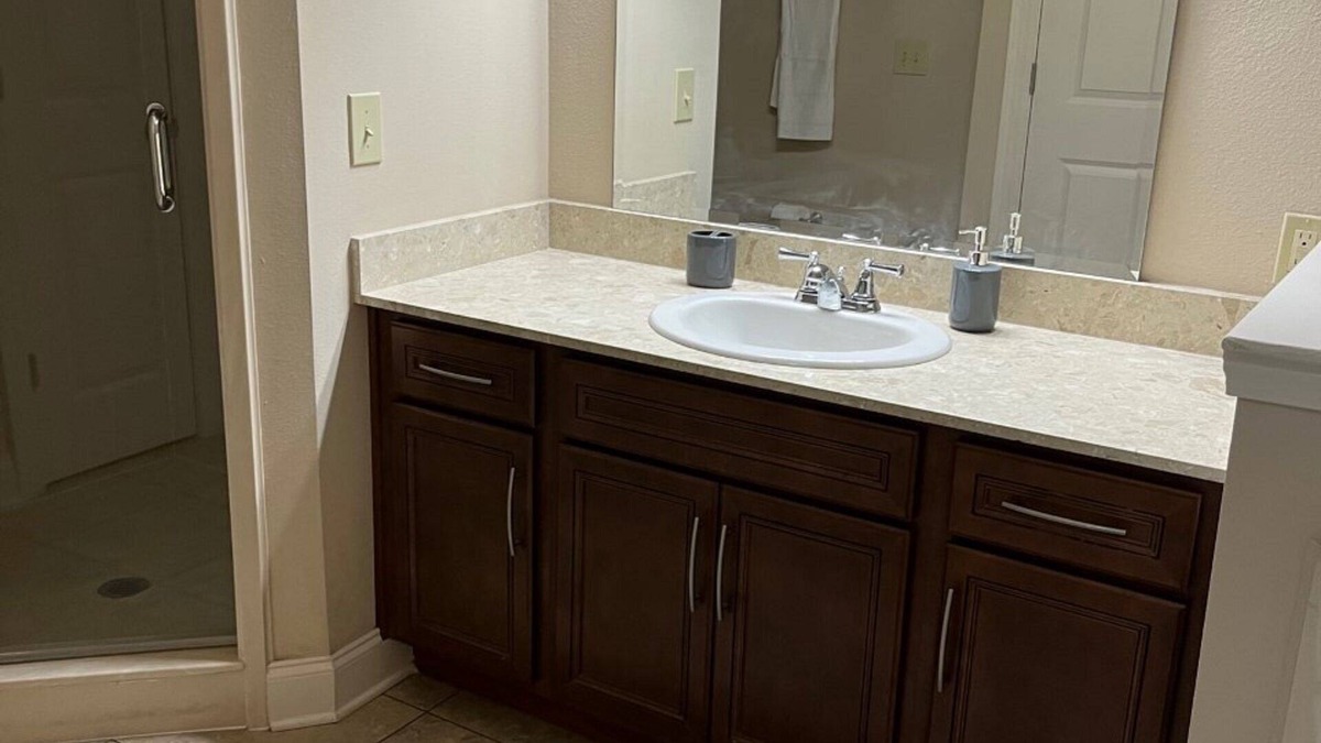 River Ridge Apartment | Luxury 1 Bedroom apartment in NOLA