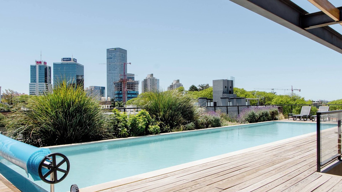 Pocitos Apartment | Luxury 1-bedroom apartment near WTC Montevideo with infinit pool