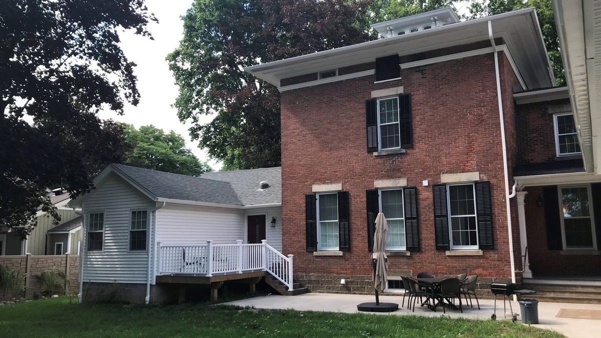 Rochester Apartment | Luxury 1 bedroom apt in historic Penfield house w Private Garage - Apt #5