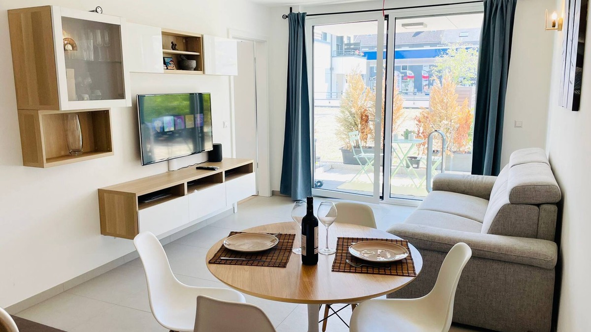 Cessange Apartment | Luxury 1 bedroom flat w.Terrace&Parking