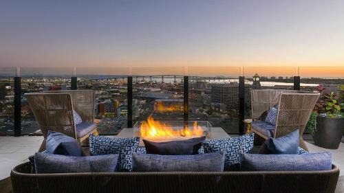 East Village Apartment | Luxury 1bedroom 1bath Gaslamp Quarter Petco Park