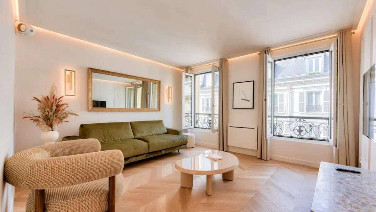 Chaillot Apartment | Luxury 1BR apartment - Champs Elysees