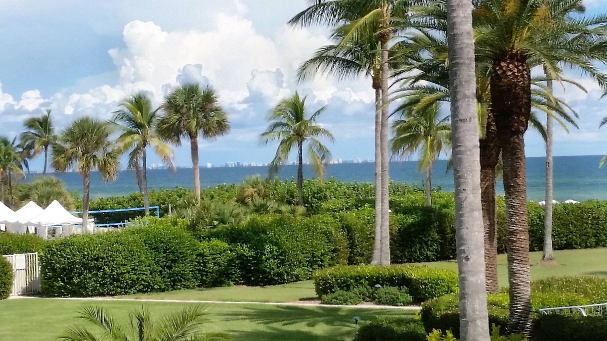Sanibel Condo | LUXURY 1BR, GULF VIEW ON THE BEACH 930 SQFT; 276 5 STAR REVIEWS; SUMMER SPECIAL