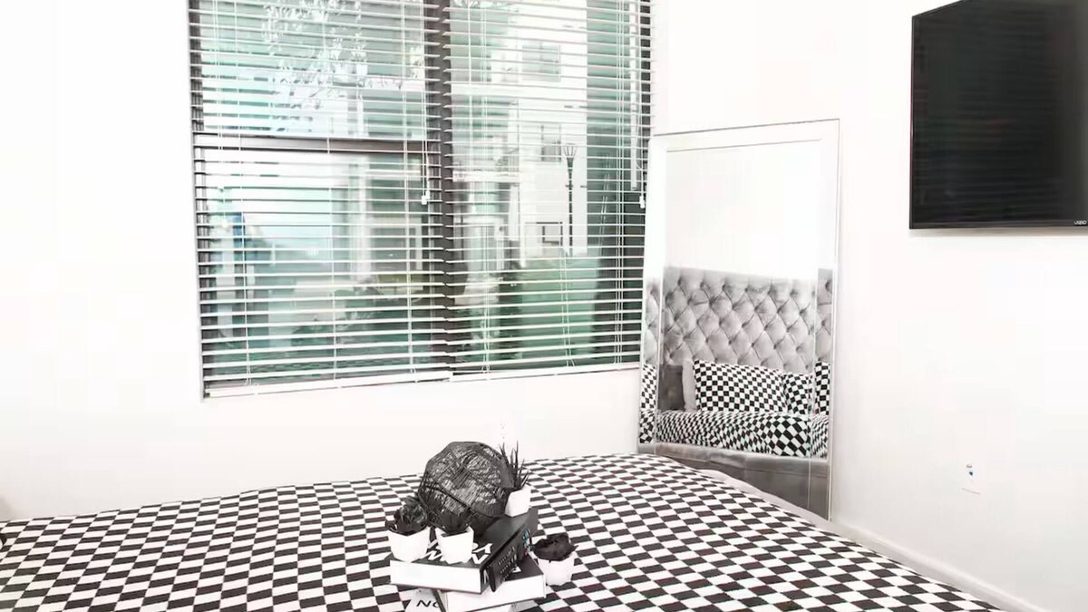 Sandy Springs Apartment | Luxury 1BR in Atlanta - Stylish
