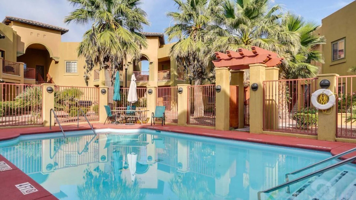 Las Cruces Condo | LUXURY 2 bed/2 bath Condo minutes from Historic Mesilla and NMSU