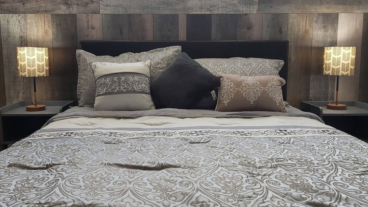 Grande Prairie House | Luxury 2 bed 2 bath Fully Furnished All Inclusive
