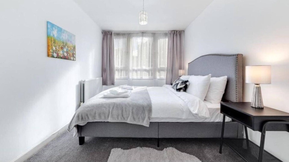 Haggerston Apartment | Luxury 2 bed Apartment in Broadway Market
