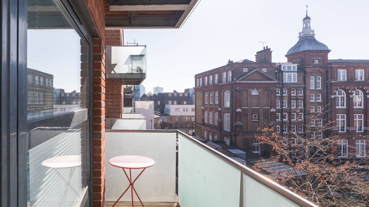 Finsbury Park Apartment | Luxury 2-bed Flat, Parking and Close to the Tube