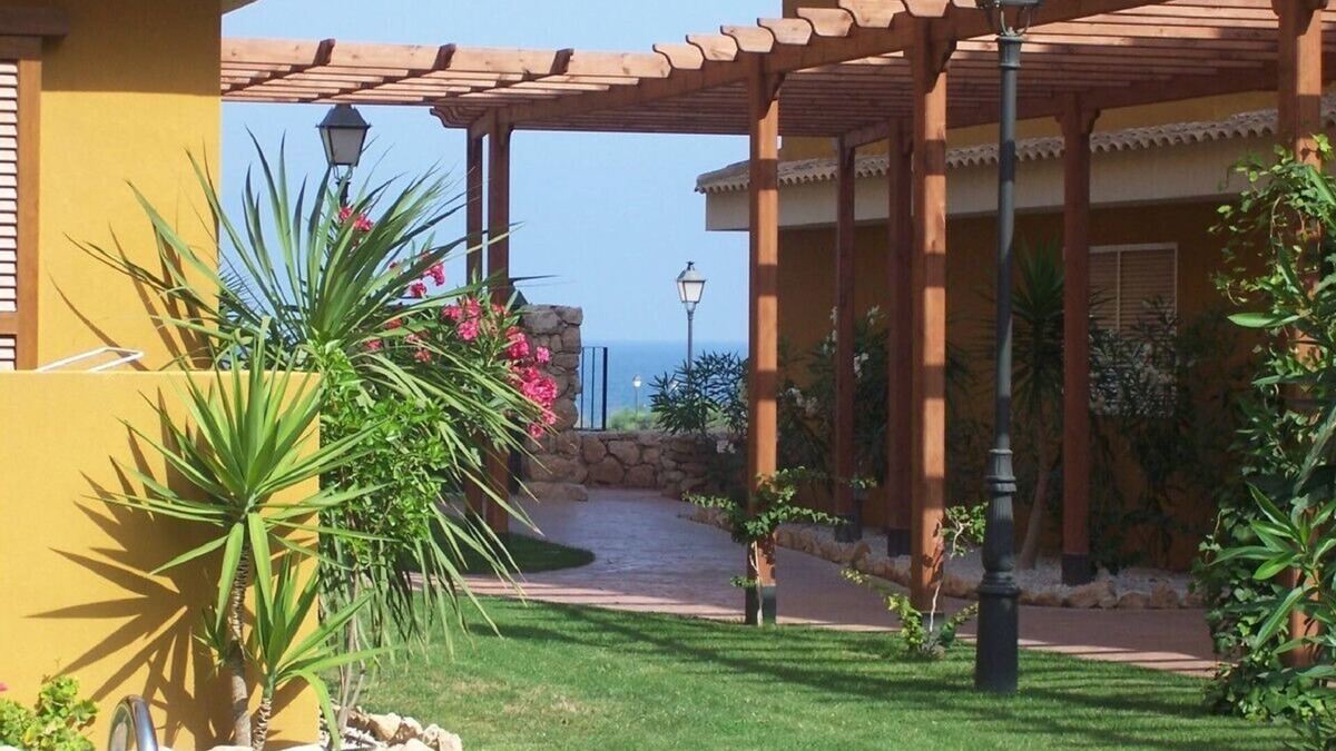 Punta Prima Apartment | 🌴Luxury 2 Bed Penthouse with Huge Sun Terrace, 3 Pools & Beach Access