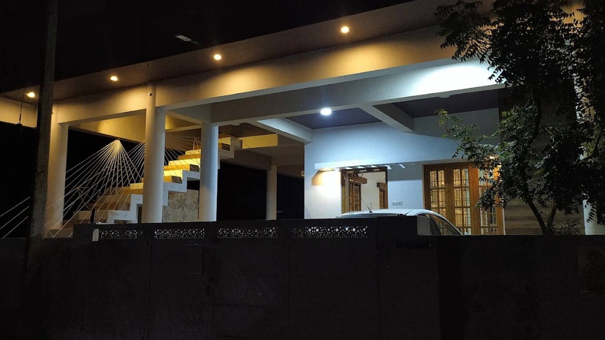 Nagercoil Apartment | Luxury 2-bedroom apartment with WiFi, AC & Rooftop Jacuzzi pool near Kanyakumari