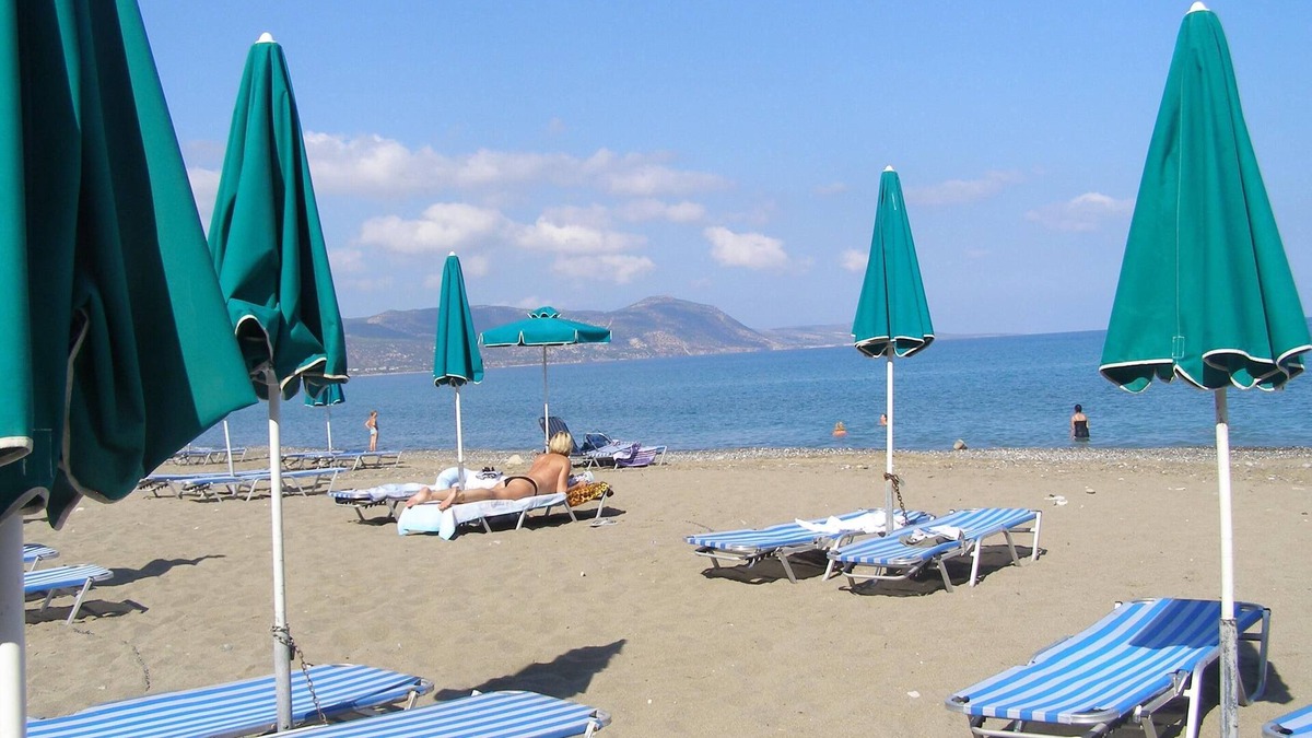 Polis Apartment | Luxury 2 bedroom apartment, pool, excellent views, by the sea, central location