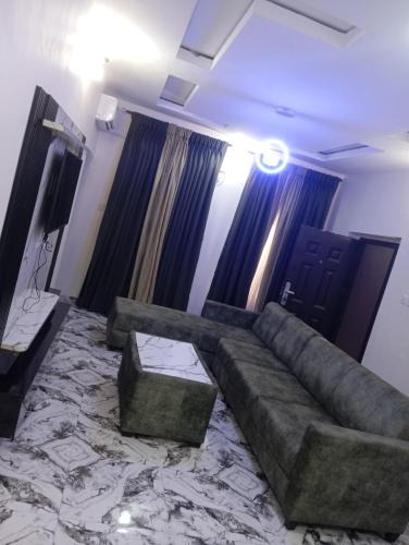 Enugu Apartment | Luxury 2 Bedroom Apartment