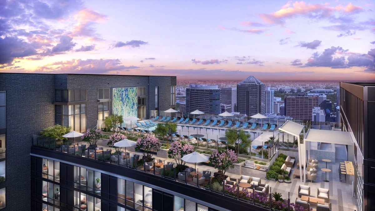 Rosslyn Apartment | Luxury 2 bedroom Apt In Arlington with Gorgeous city view