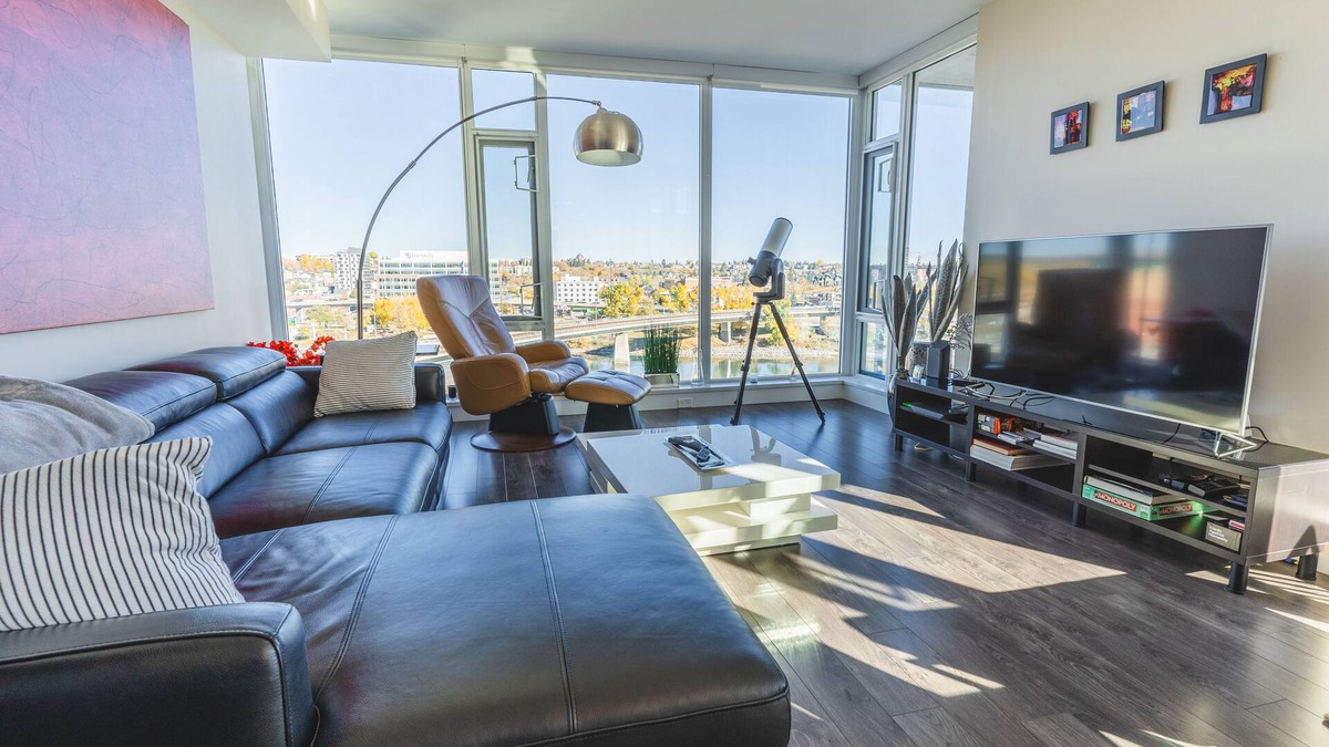 East Village Apartment | Luxury 2-bedroom condo nestled in the vibrant heart of Calgary's East Village.