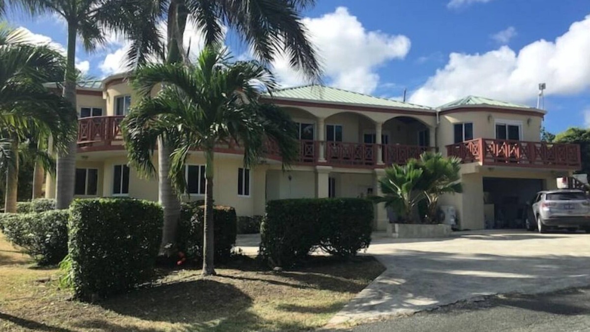 Testman Apartment | Luxury 2 bedroom home next to Buccaneer Resort